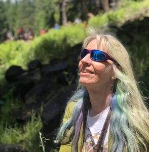 Meet your Posher, Misty